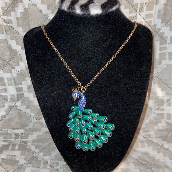 Jewelry - NWOT Peacock Pendant Necklace